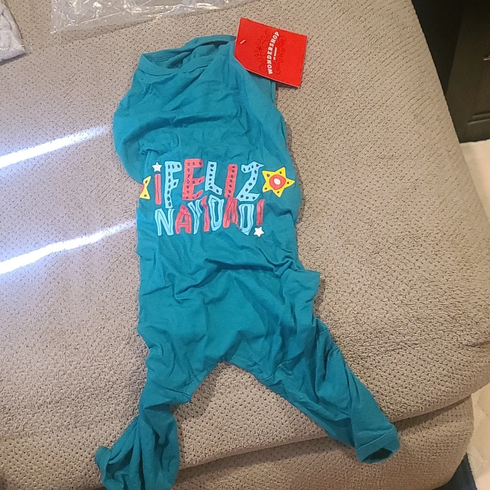 ❤️10/$10 New Feliz Navidad Dog pajamas Christmas